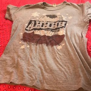 Women’s Graphic tee
